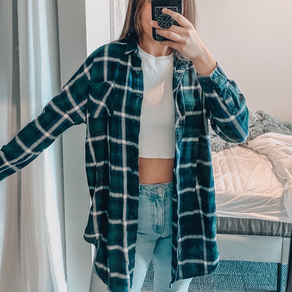 Medium Vintage Button Down Flannel